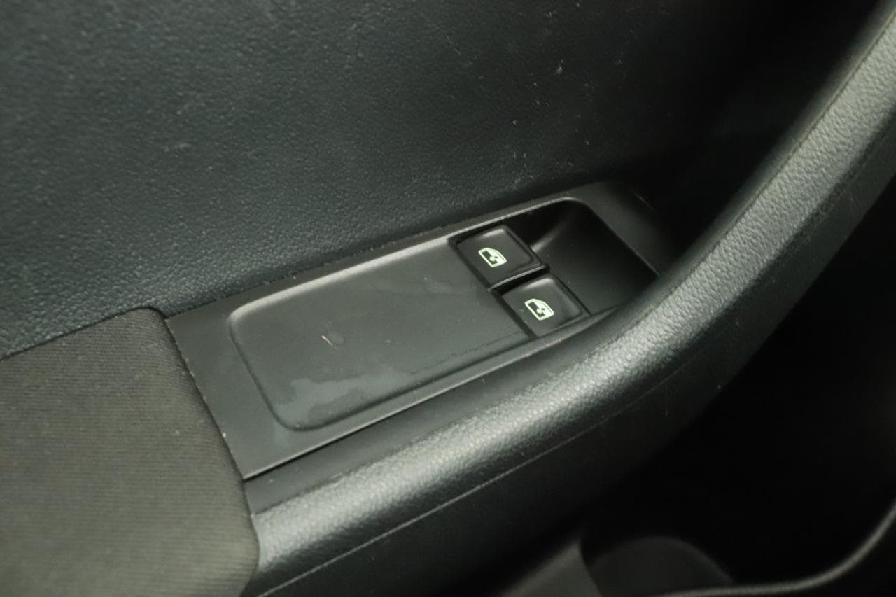 2015 Škoda Fabia - 17