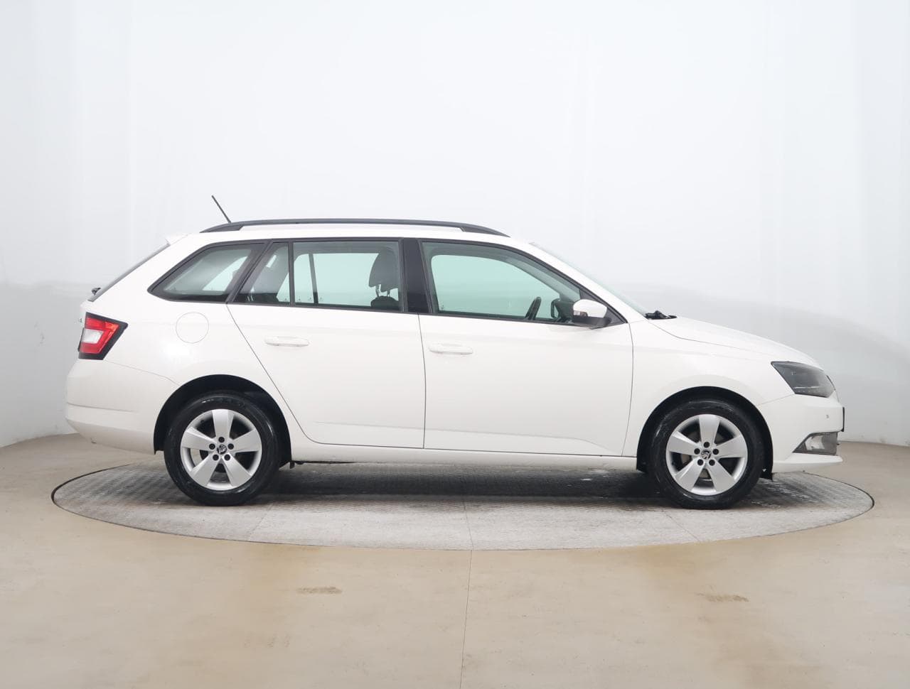 2016 Škoda Fabia - 8