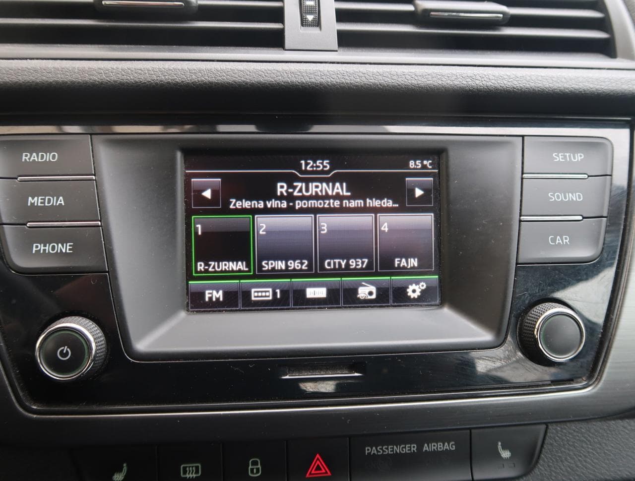 2016 Škoda Fabia - 18