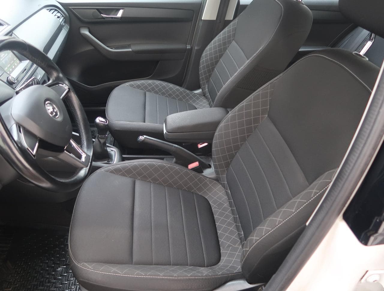 2016 Škoda Fabia - 16