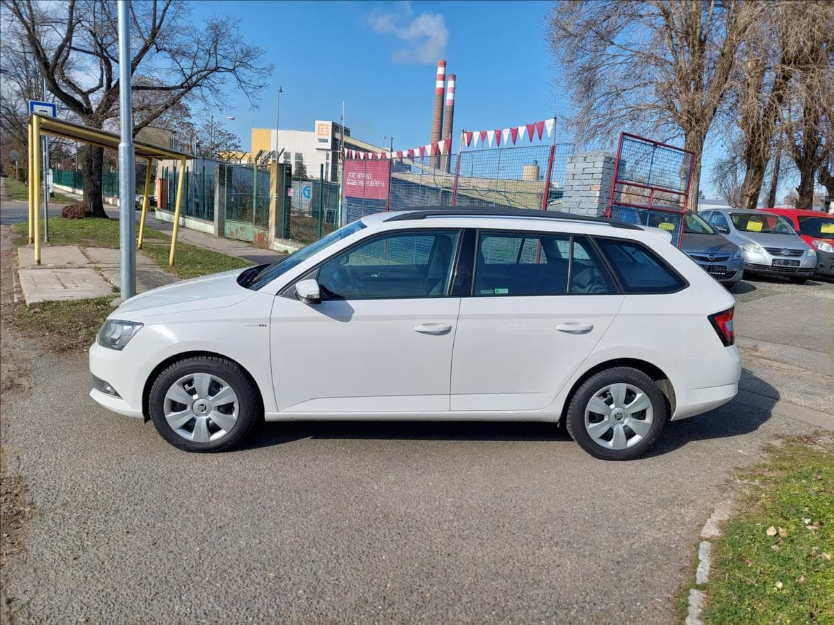 2015 Škoda Fabia - 8