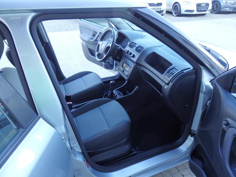 2008 Škoda Fabia - 10