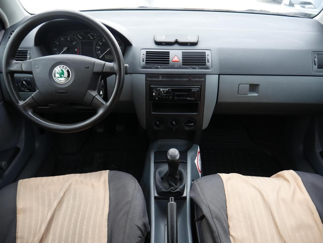 2002 Škoda FABIA - 8