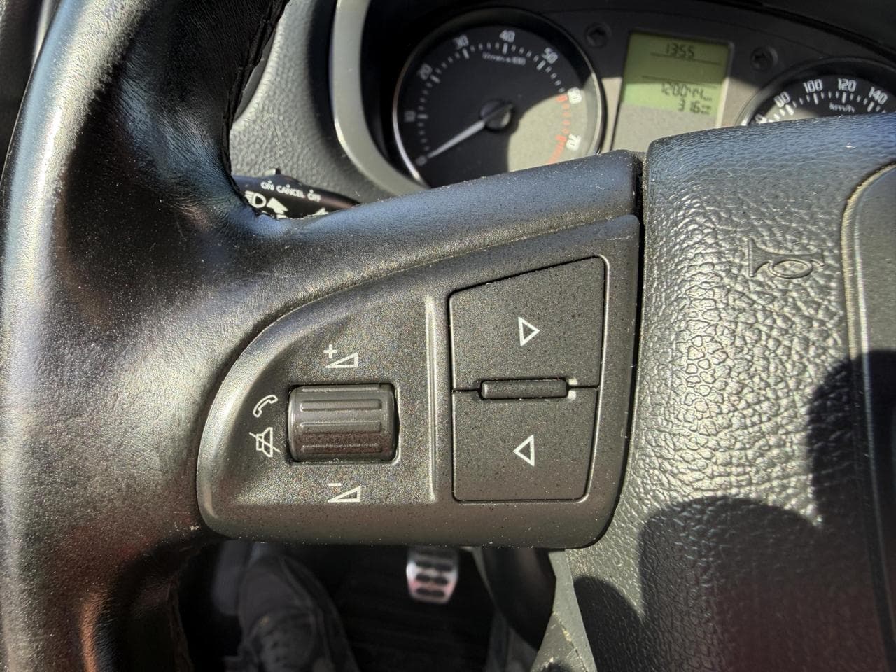 2010 Škoda Fabia - 11