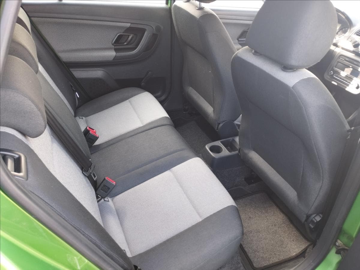 2011 Škoda Fabia - 9