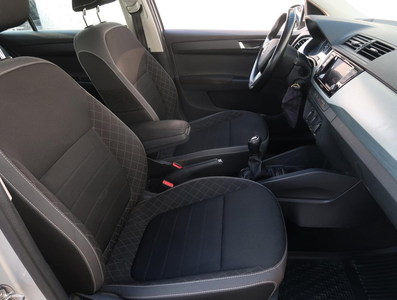 2018 Škoda Fabia - 12