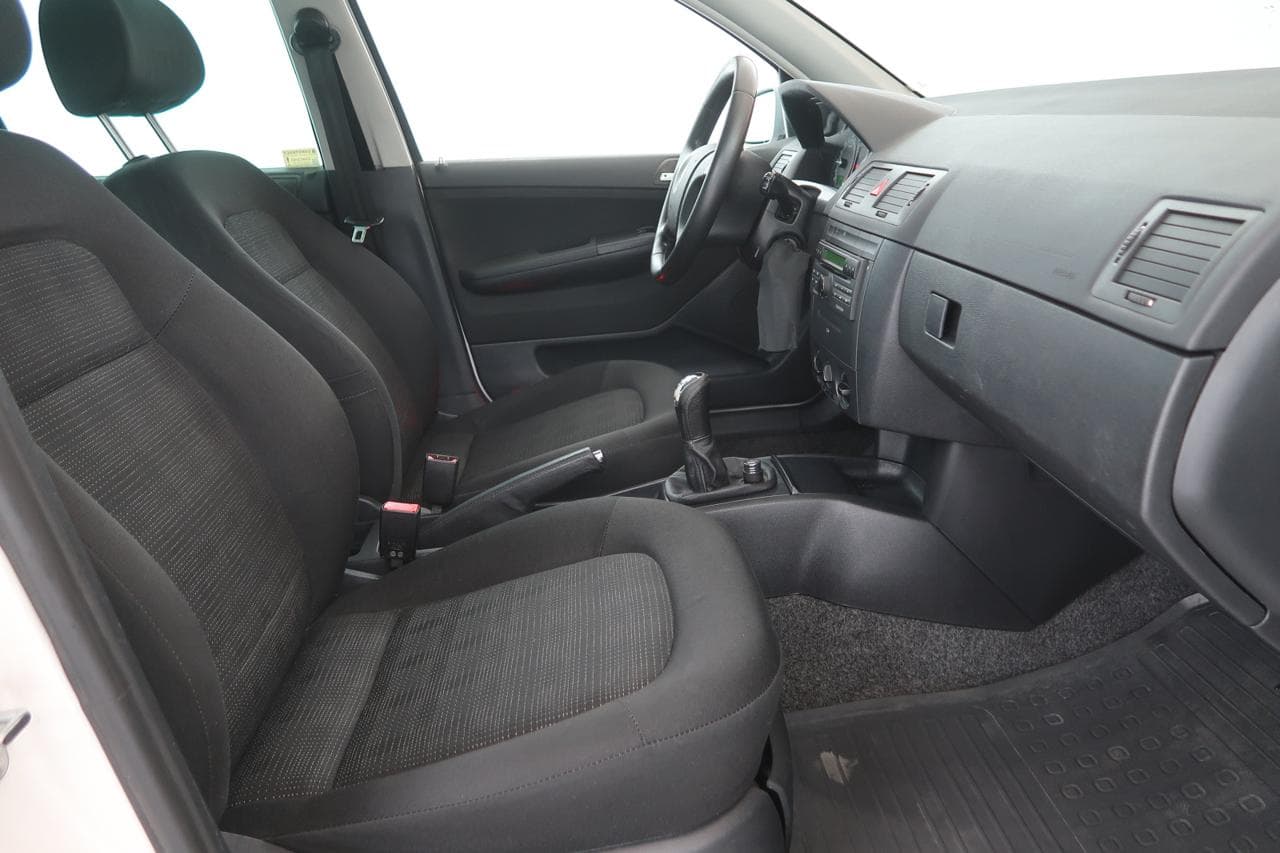 2007 Škoda Fabia - 12