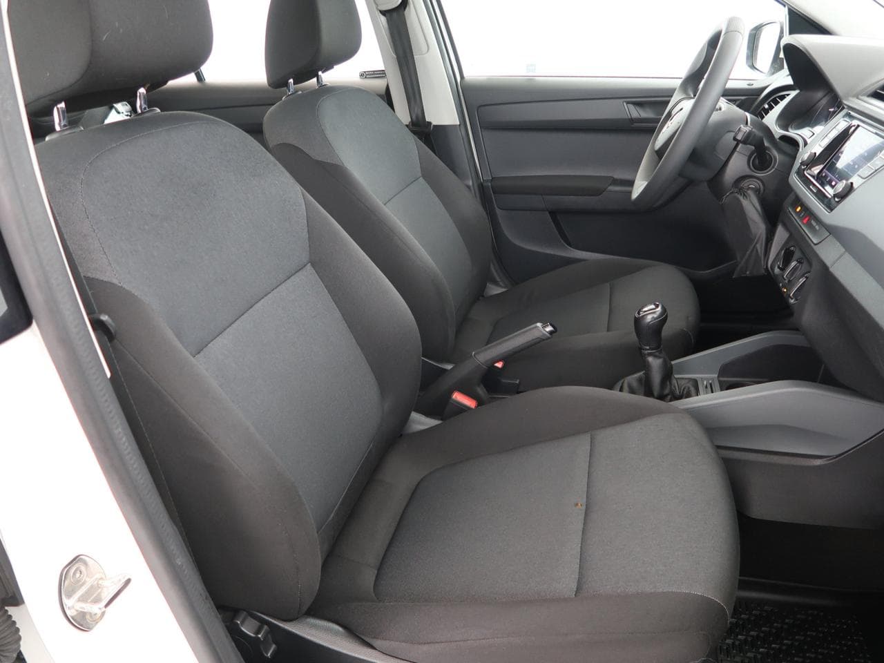 2021 Škoda Fabia - 12