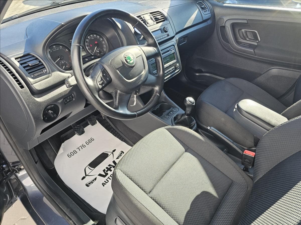 2011 Škoda Fabia - 10