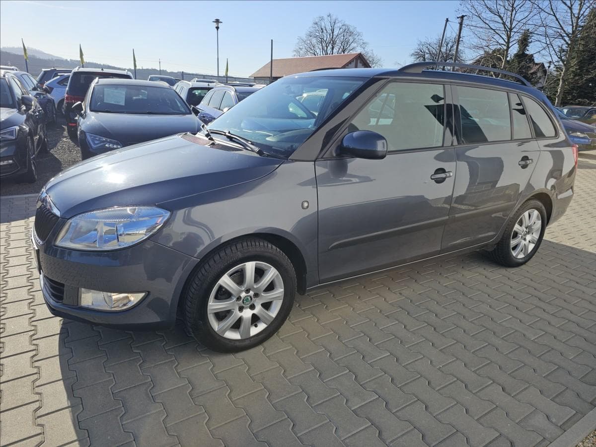 2011 Škoda Fabia - 9