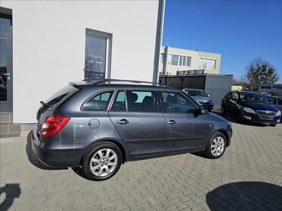 2011 Škoda Fabia - 5