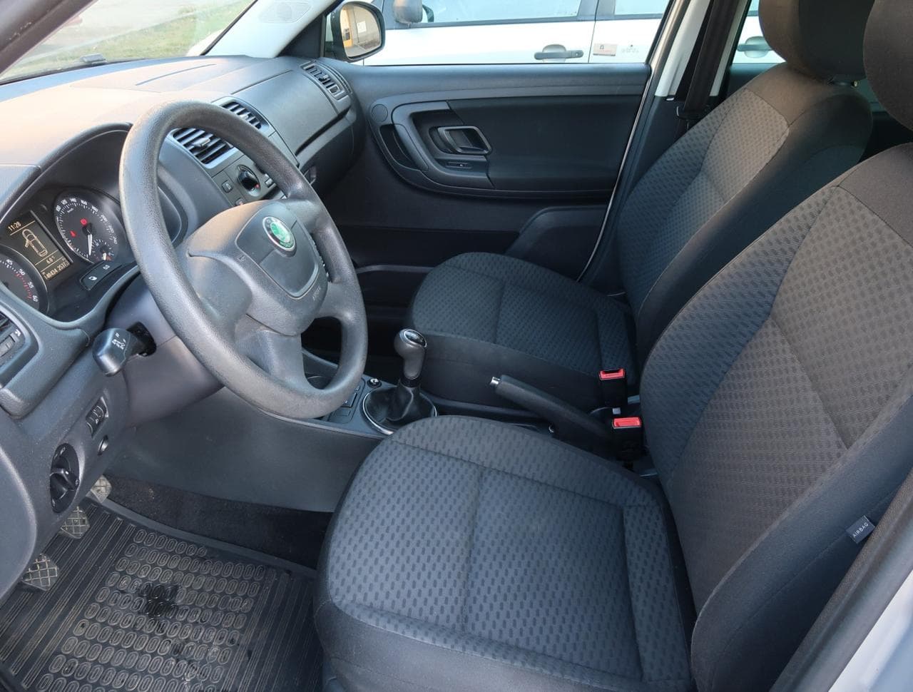 2012 Škoda Fabia - 16