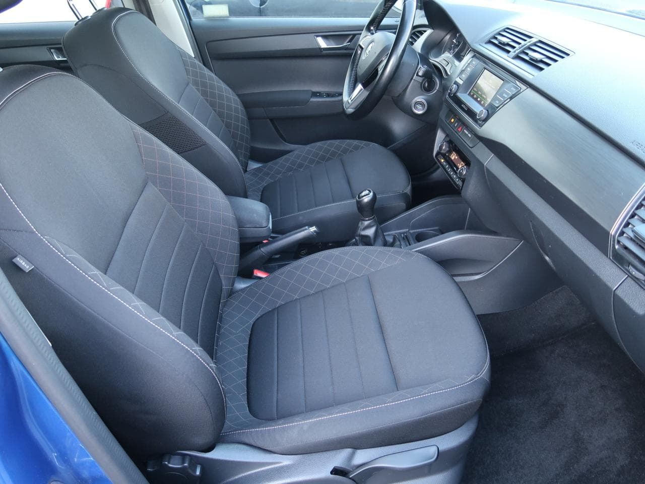 2017 Škoda Fabia - 12