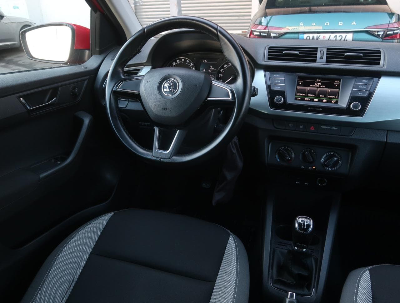2016 Škoda Fabia - 9