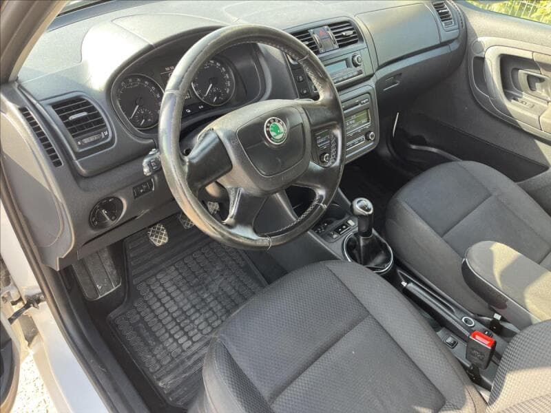 2012 Škoda Fabia - 9