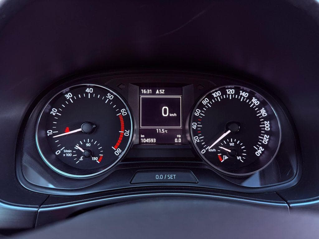 2016 Škoda Fabia - 17