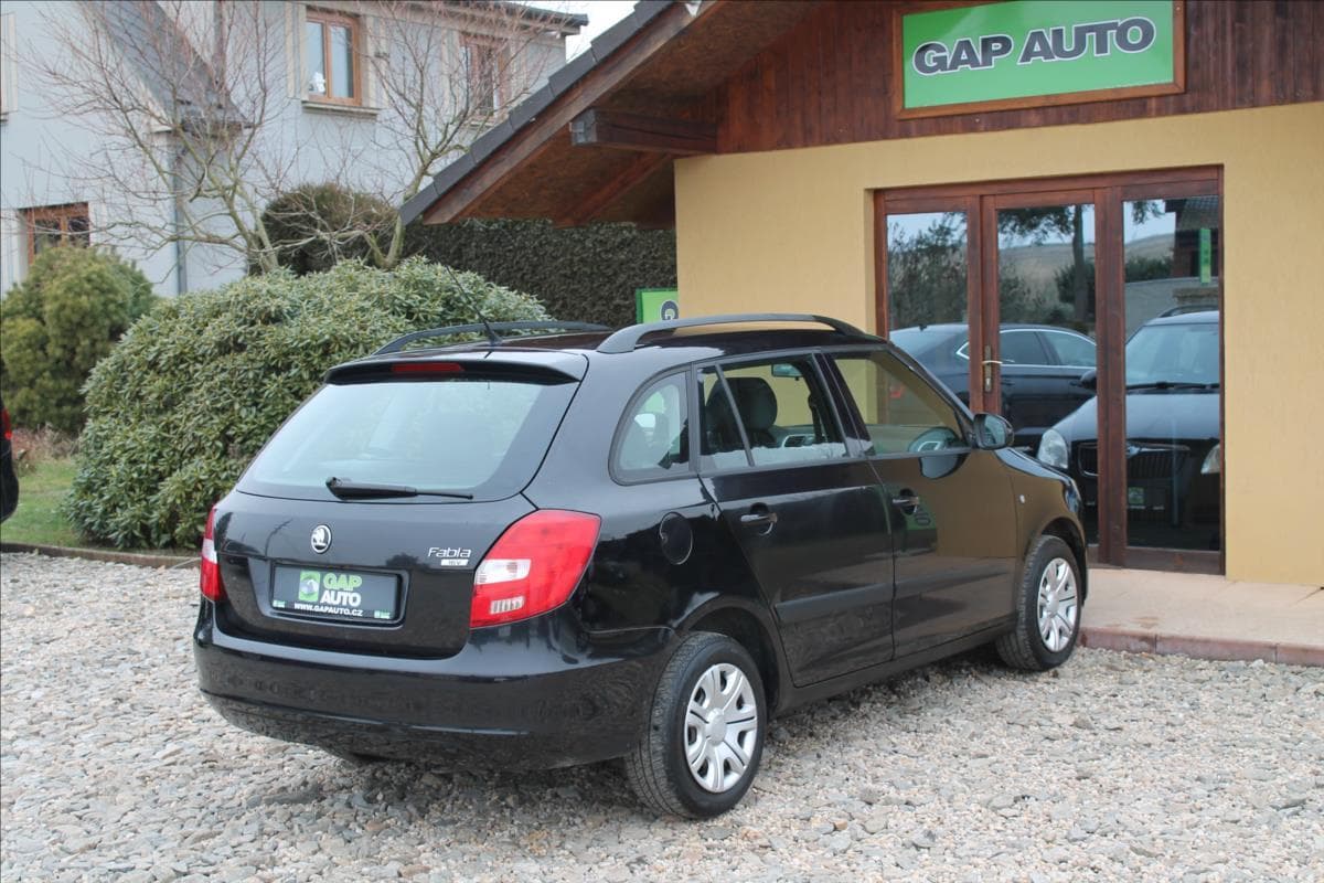 2009 Škoda Fabia - 6