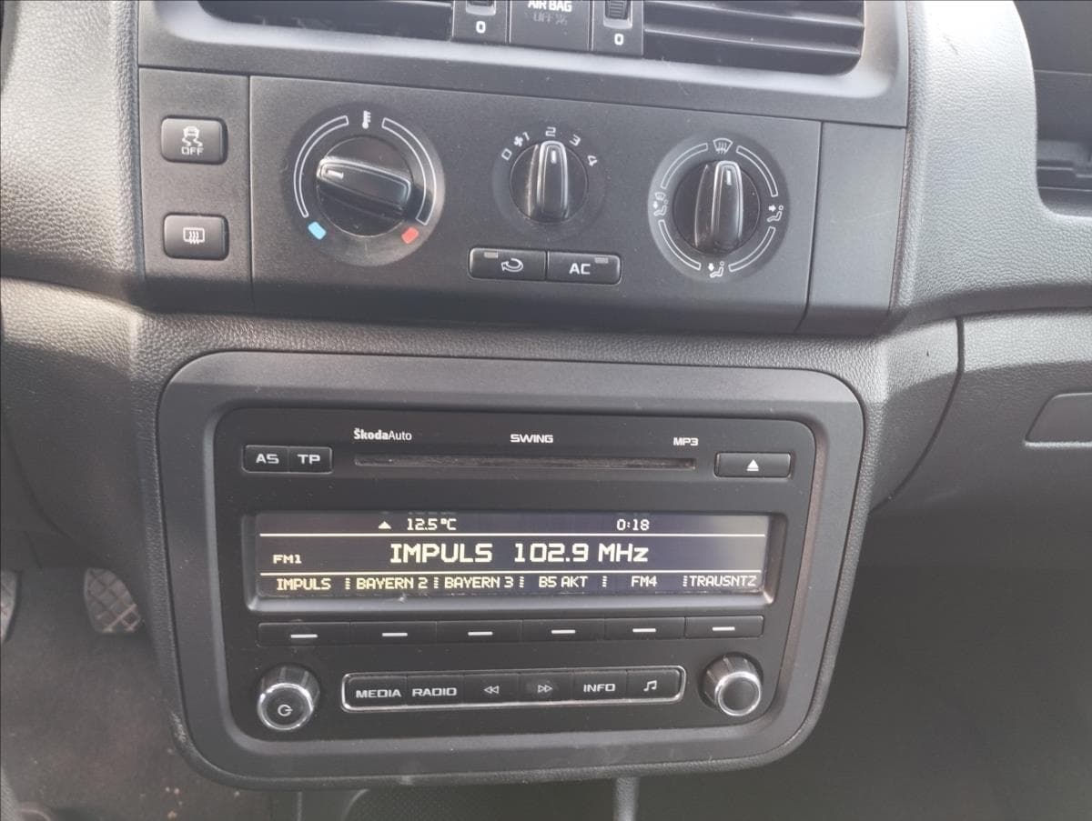 2012 Škoda Fabia - 12