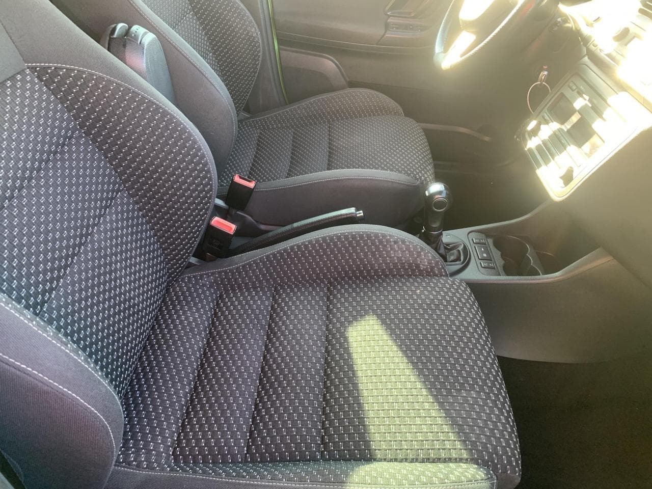 2010 Škoda Fabia - 12