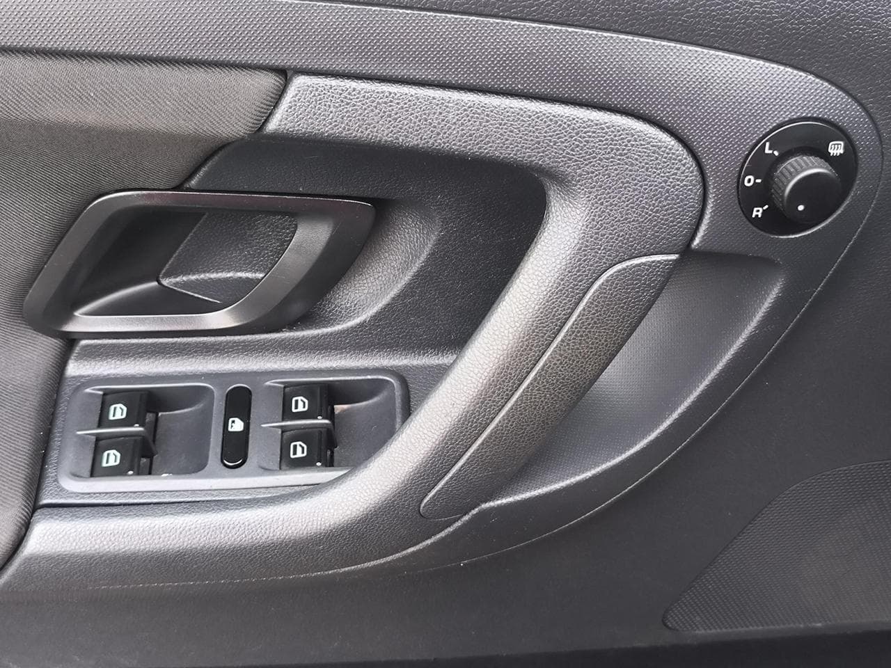 2011 Škoda Fabia - 14