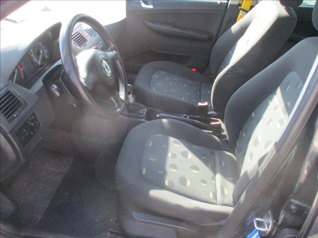 2005 Škoda Fabia - 13