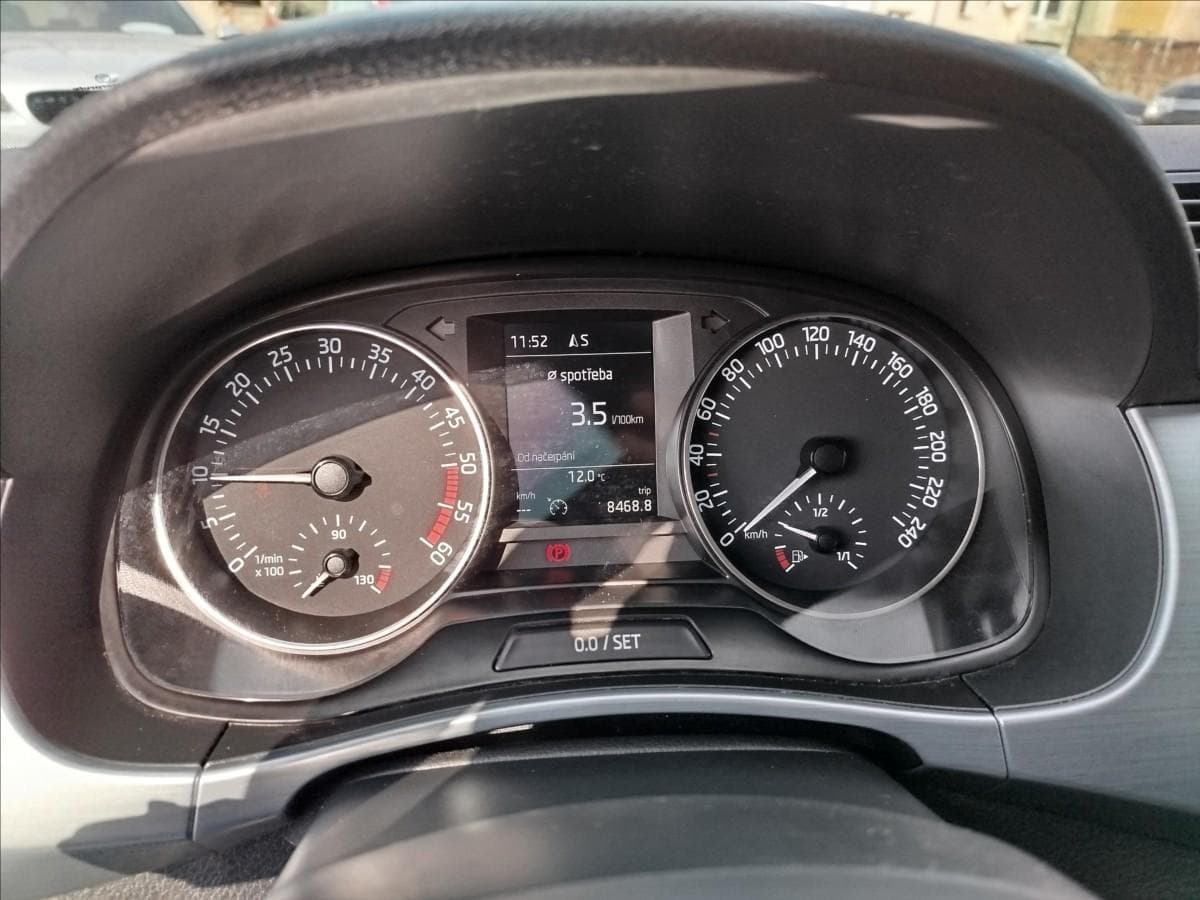 2016 Škoda Fabia - 18