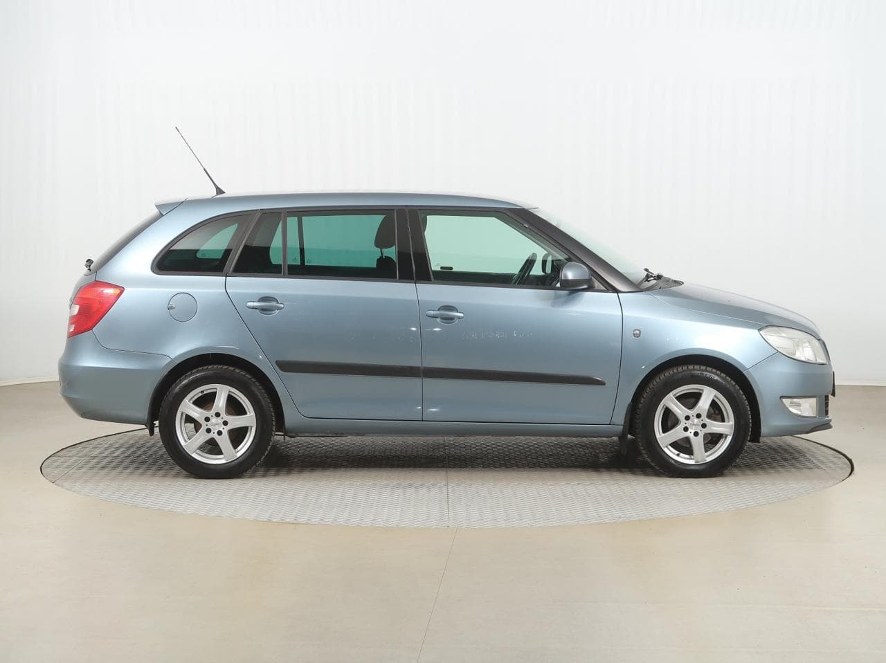 2010 Škoda Fabia - 8