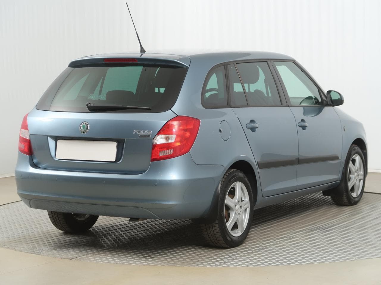 2010 Škoda Fabia - 7