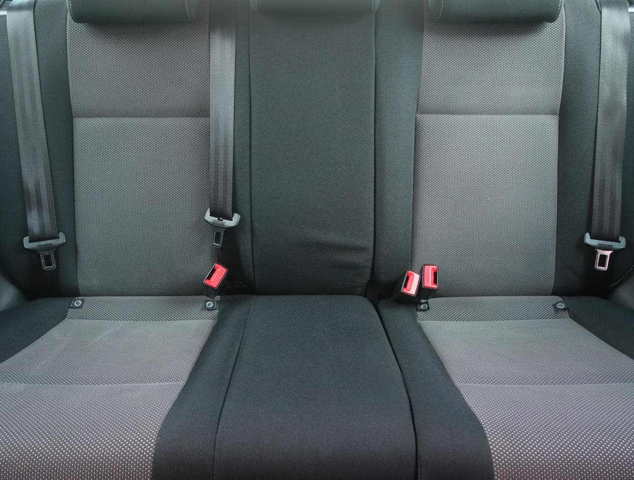 2010 Škoda Fabia - 14