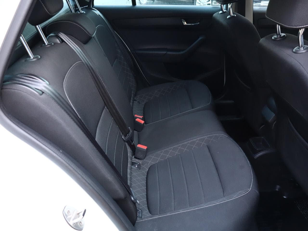 2016 Škoda Fabia - 11