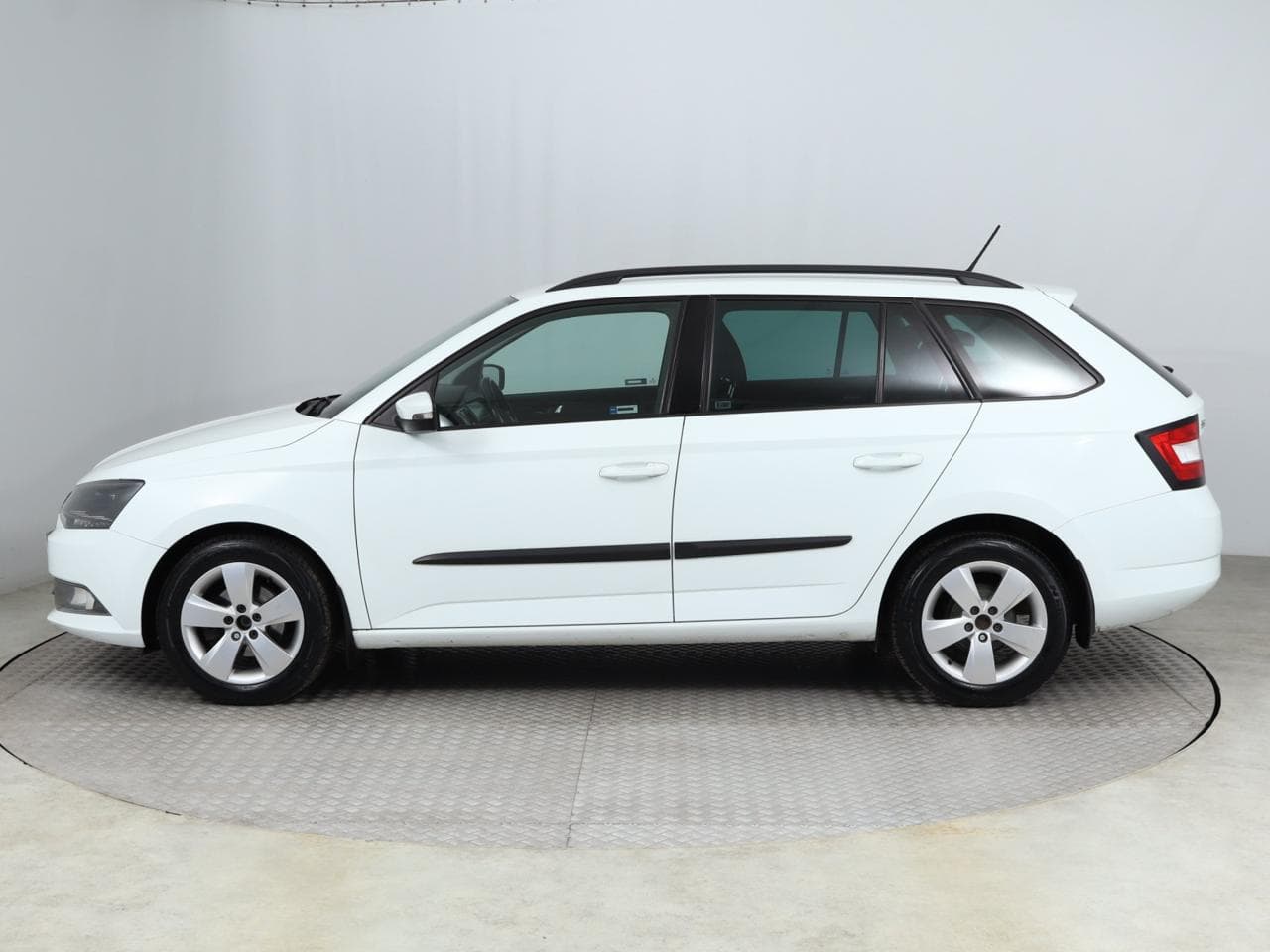 2016 Škoda Fabia - 4