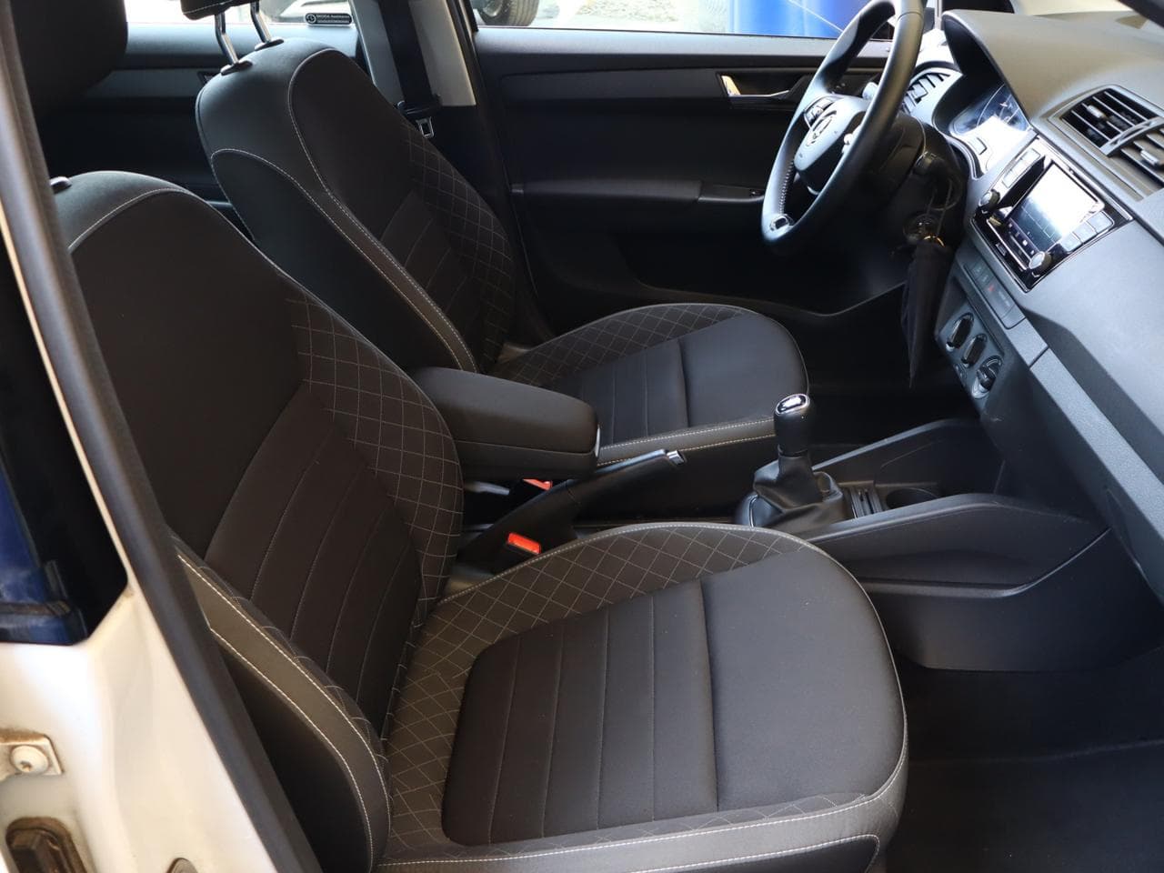 2021 Škoda Fabia - 10