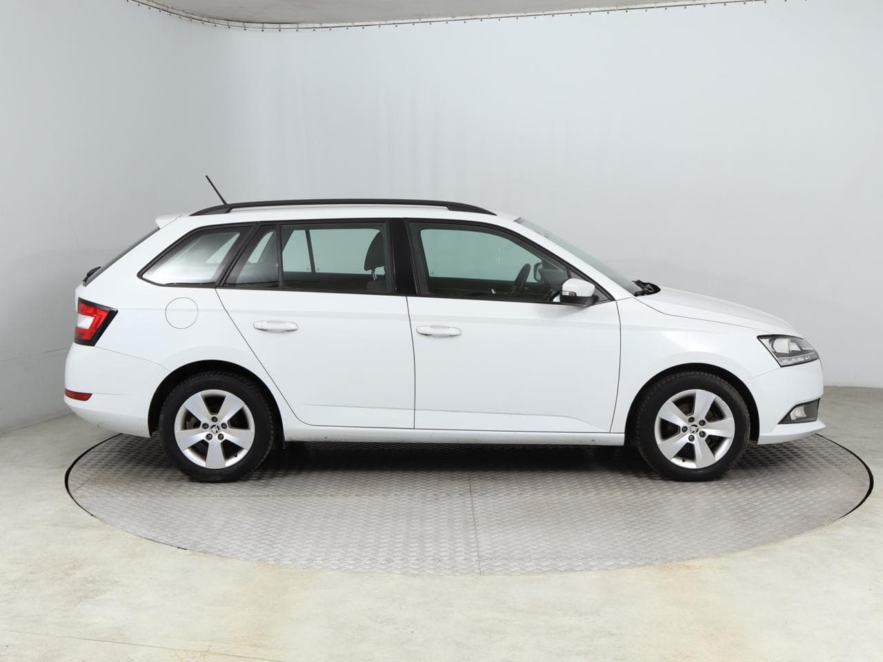 2021 Škoda Fabia - 8