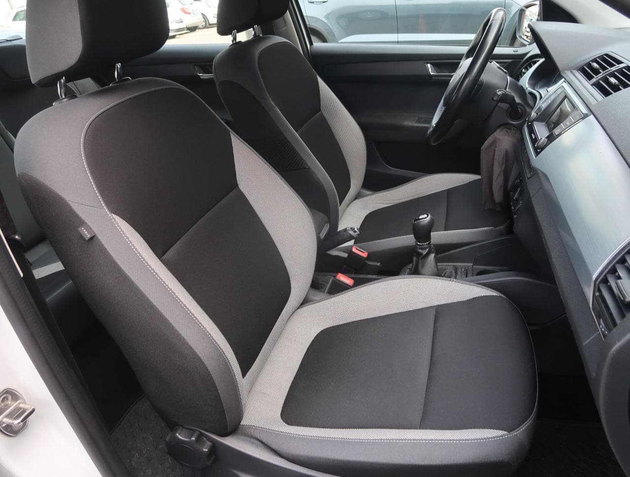 2015 Škoda Fabia - 12