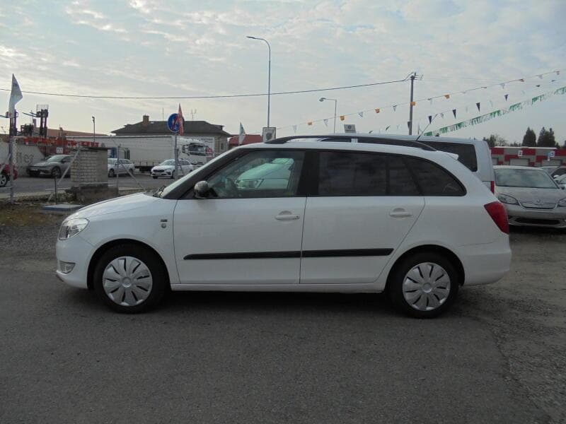 2010 Škoda Fabia - 7
