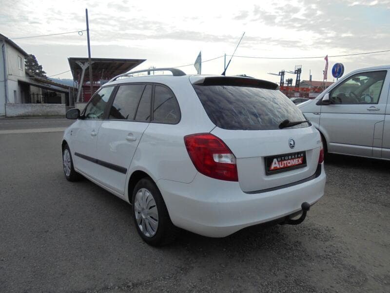 2010 Škoda Fabia - 9