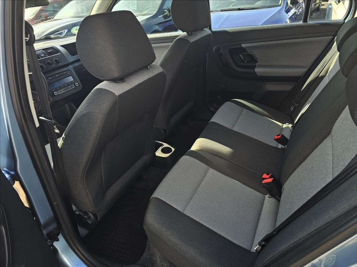 2011 Škoda Fabia - 39