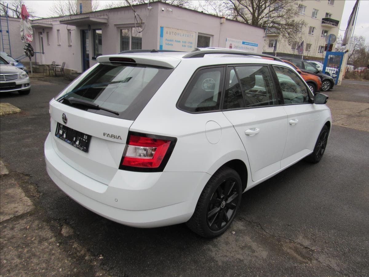 2016 Škoda Fabia - 6