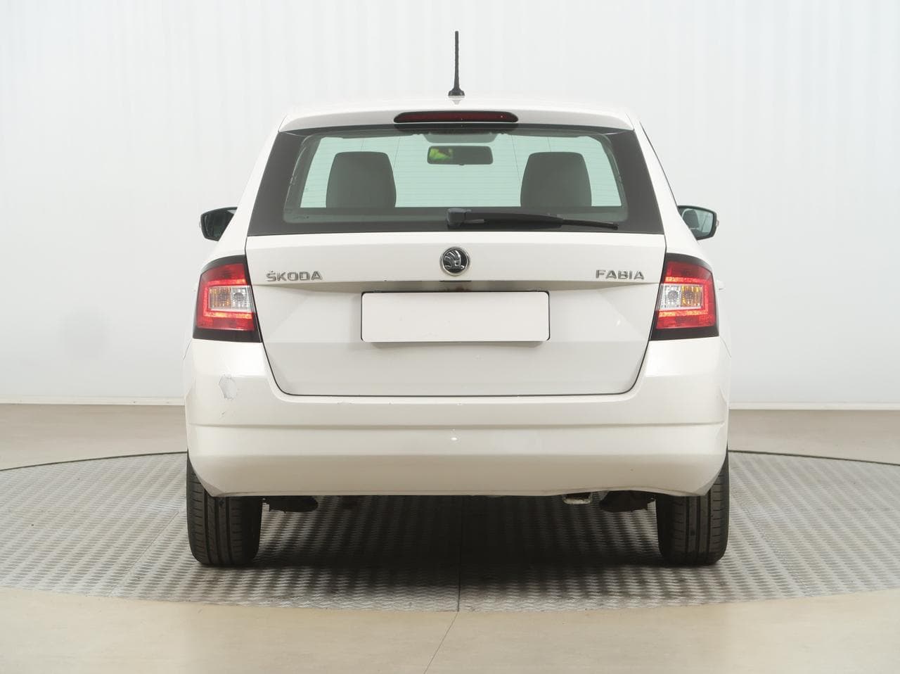 2015 Škoda FABIA - 6
