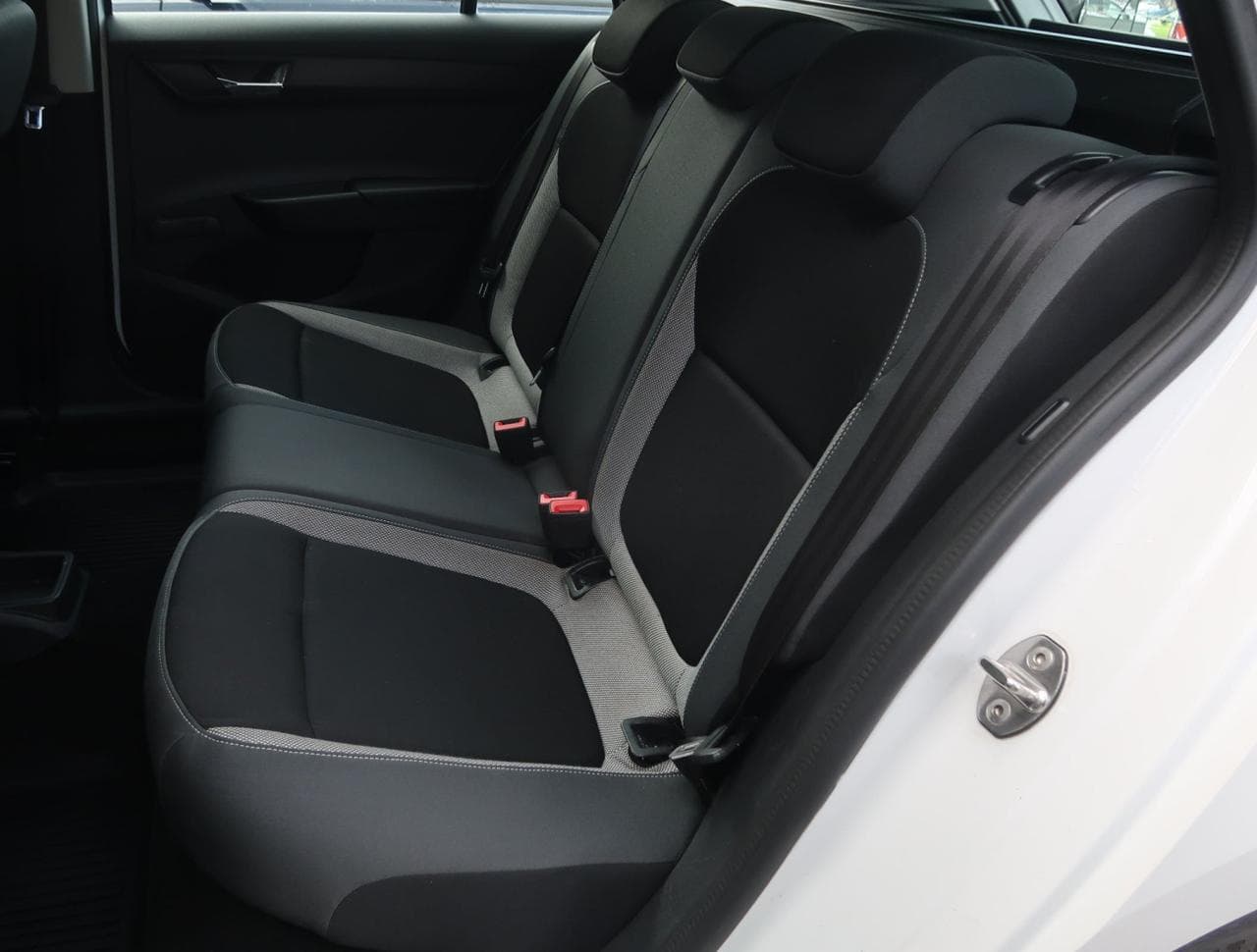 2015 Škoda FABIA - 15