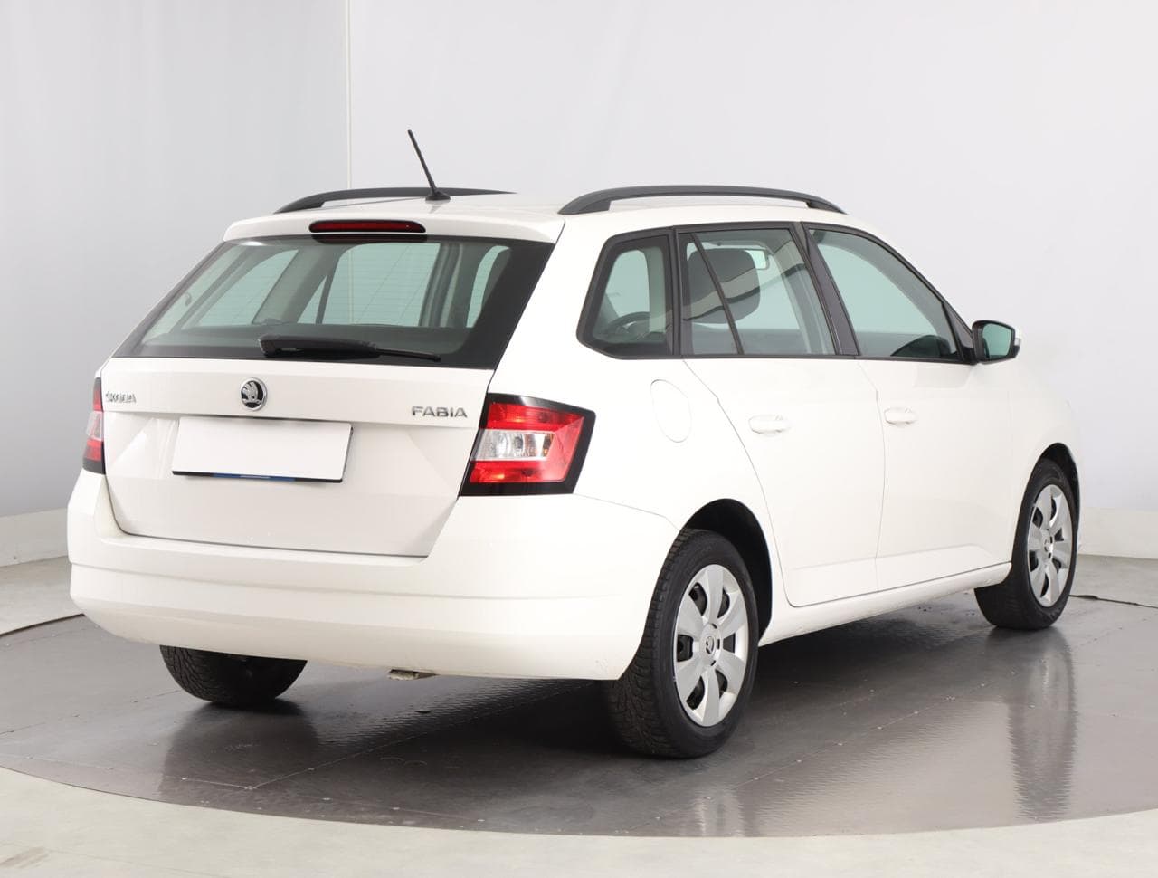 2018 Škoda FABIA - 7