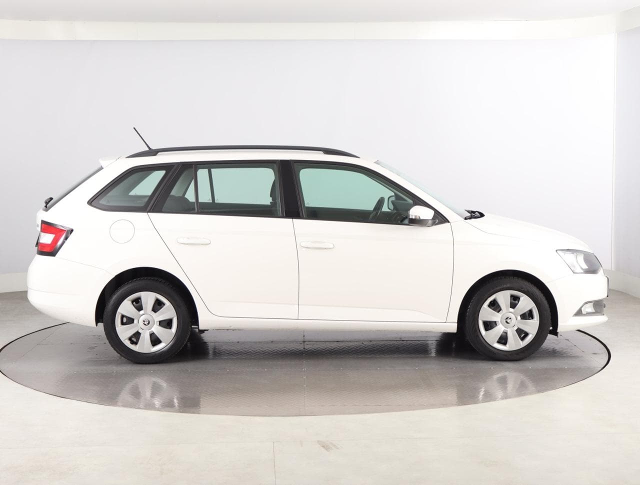 2018 Škoda FABIA - 8