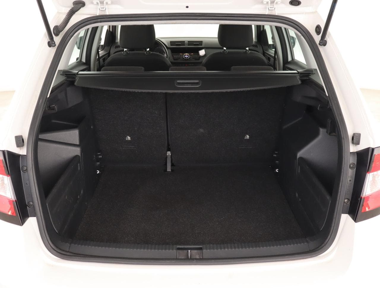 2018 Škoda FABIA - 19