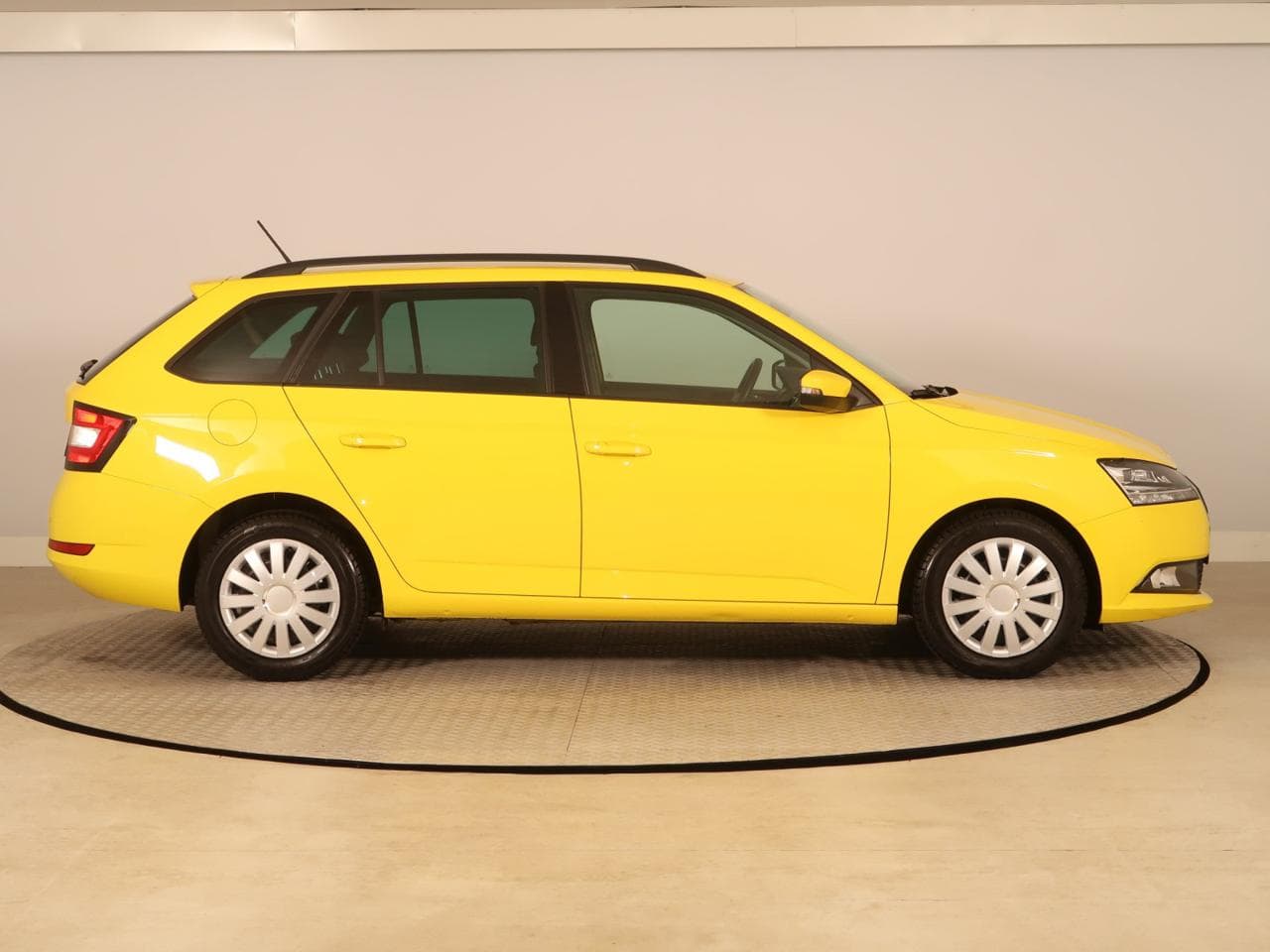 2022 Škoda Fabia - 8