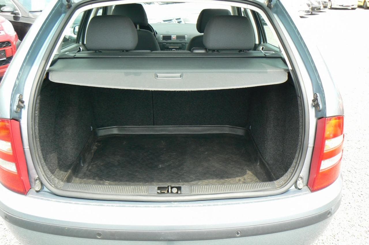 2004 Škoda FABIA - 13