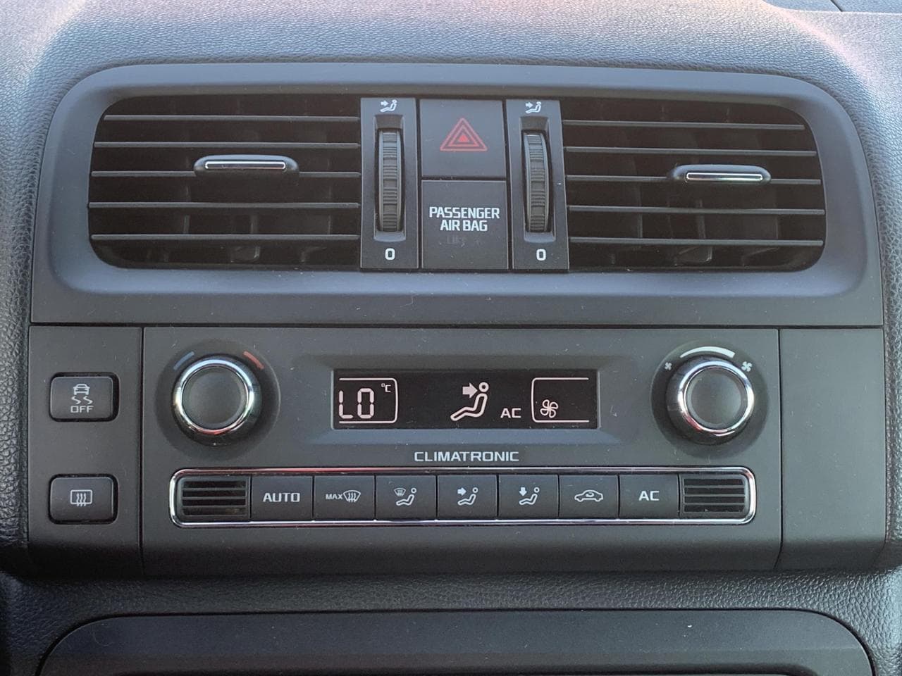 2010 Škoda Fabia - 16