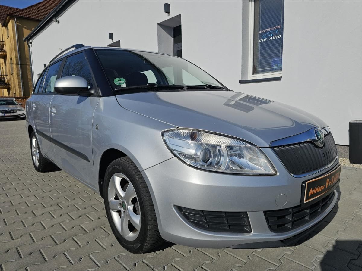 2010 Škoda FABIA - 4