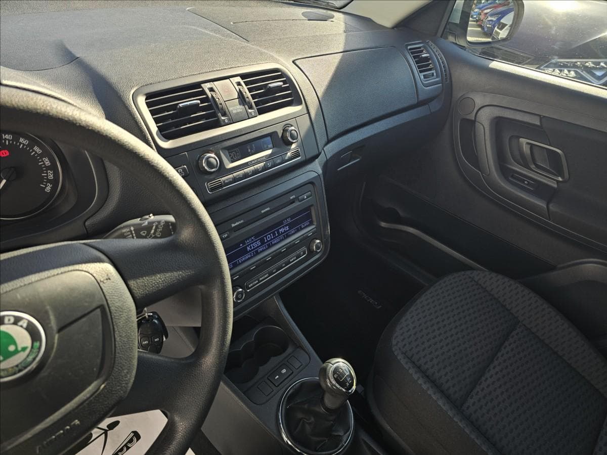 2010 Škoda FABIA - 12