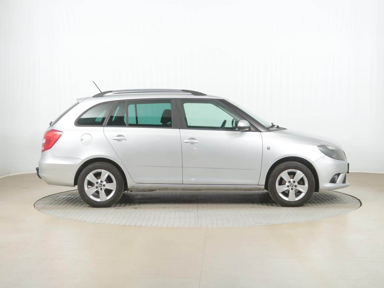 2014 Škoda Fabia - 8