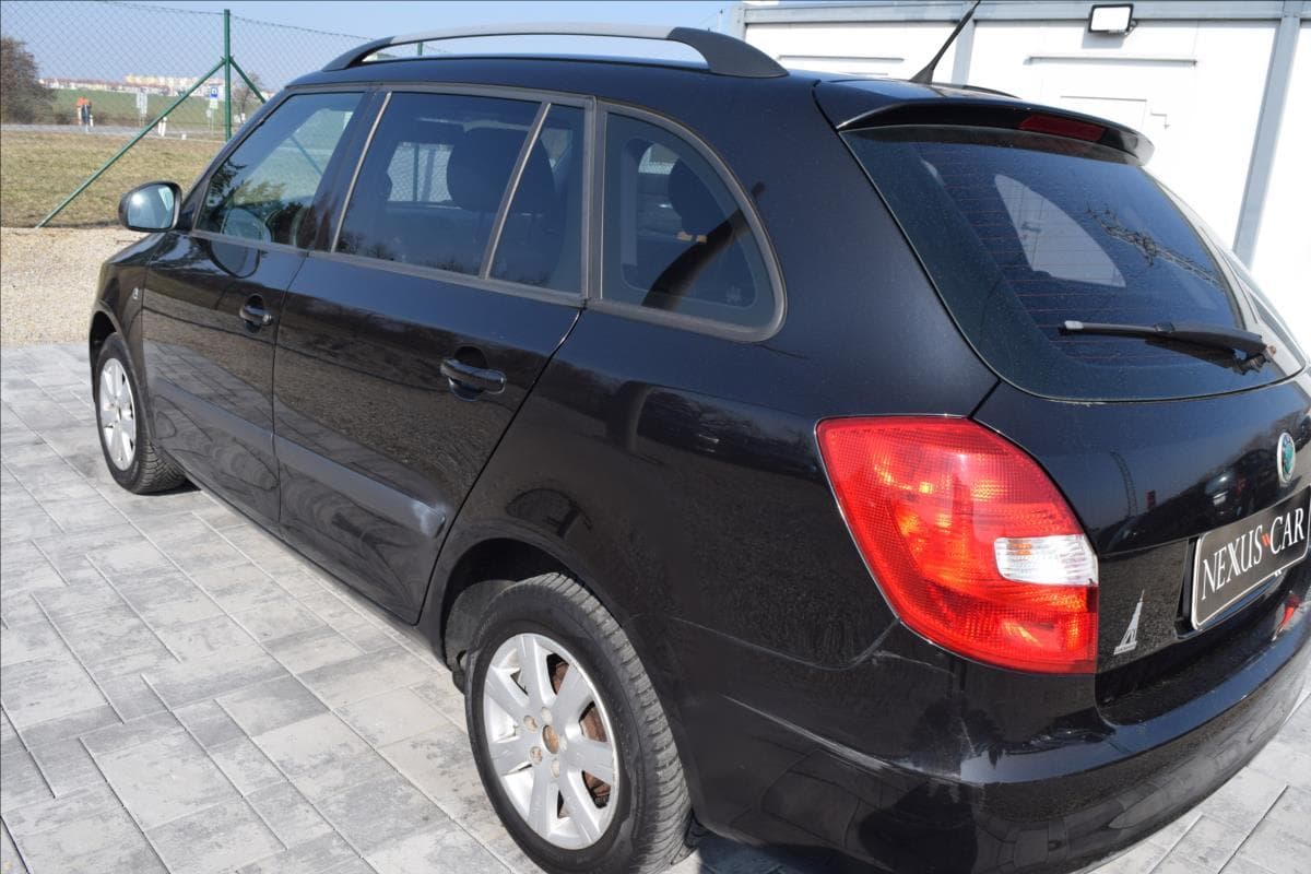 2011 Škoda Fabia - 7